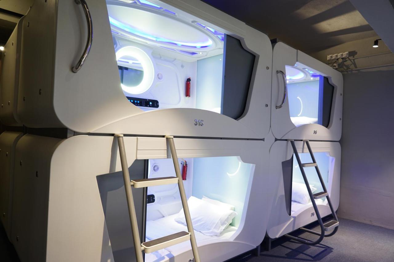 Q Capsule Hotel จอร์จทาวน์ ภายนอก รูปภาพ