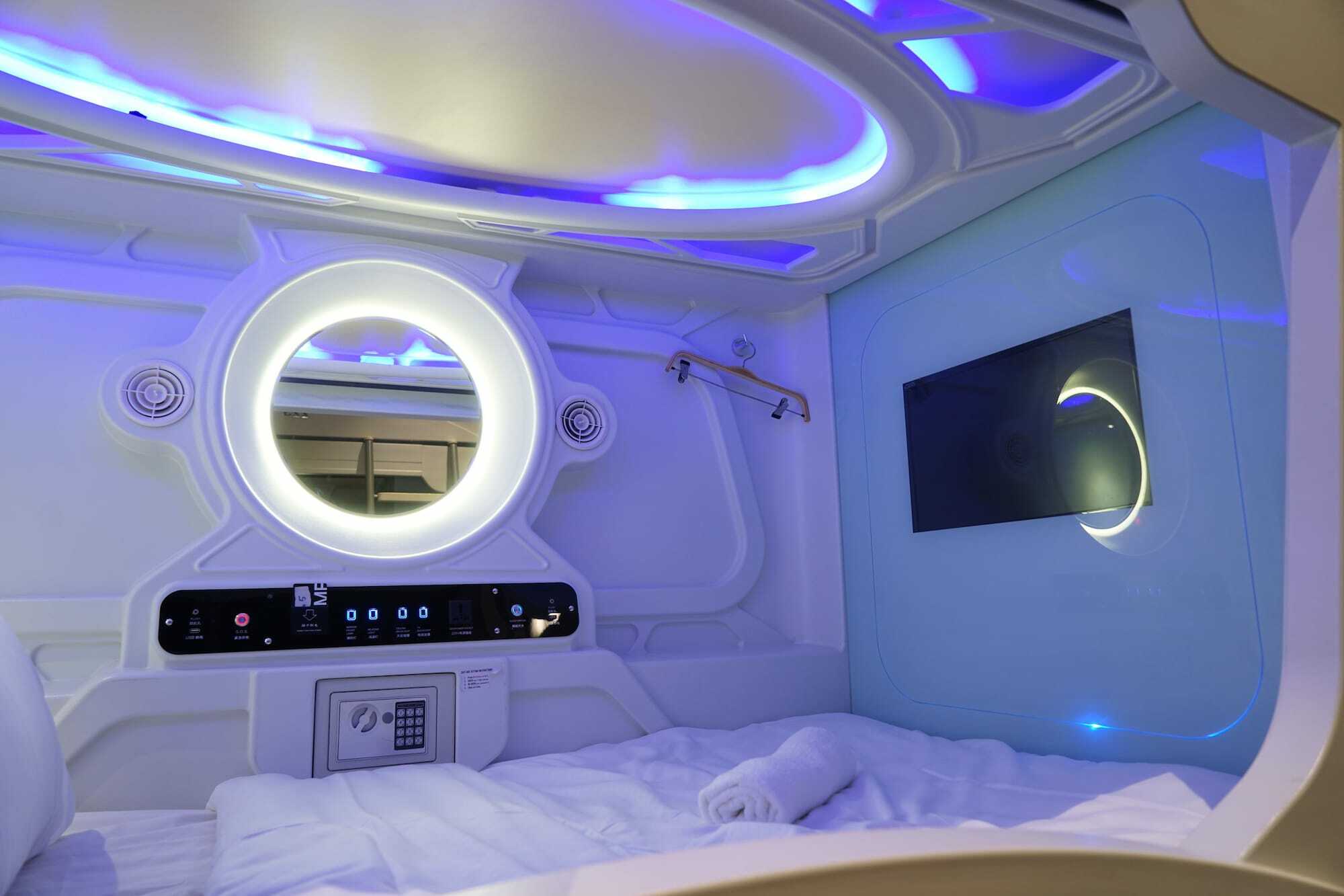 Q Capsule Hotel จอร์จทาวน์ ภายนอก รูปภาพ